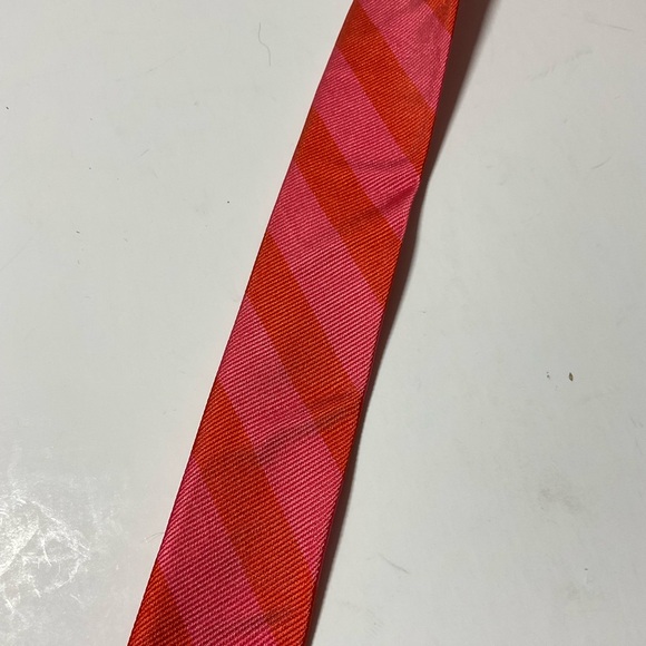 J. Crew 100% silk pink and red ribbon belt with metal pineapple buckle 37 inch - Picture 4 of 8